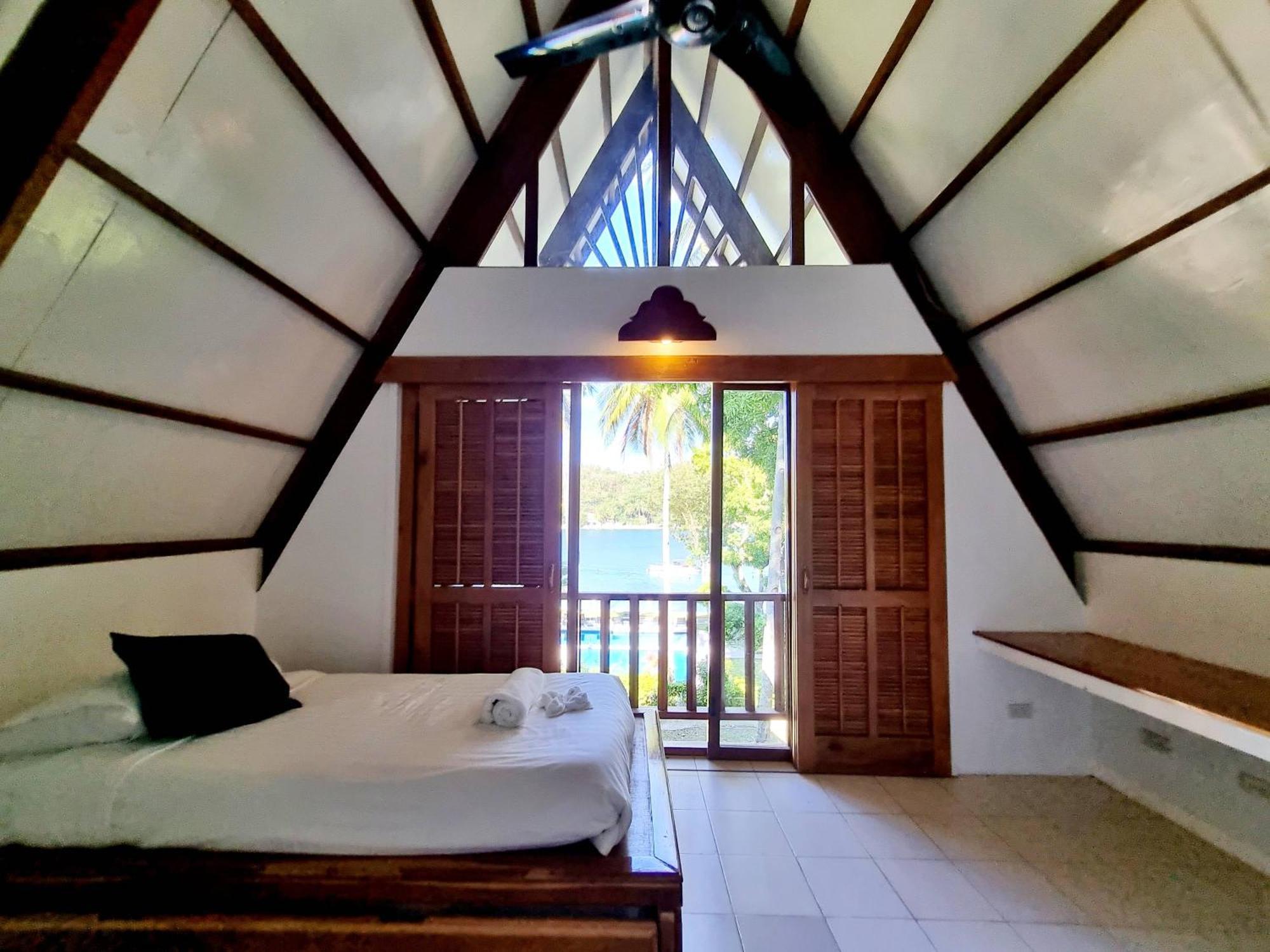 Casalay Boutique Villas & Dive Puerto Galera Quarto foto